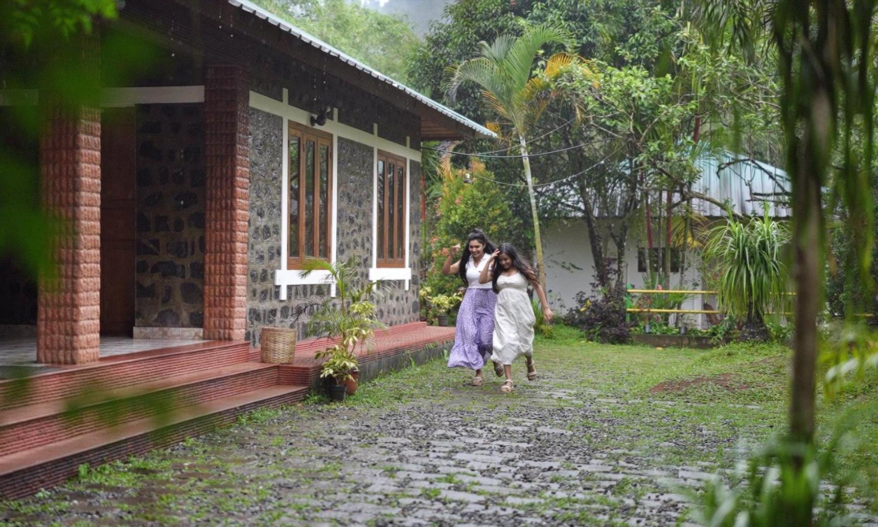 Dew Drops Farm Resorts Munnar Exterior photo